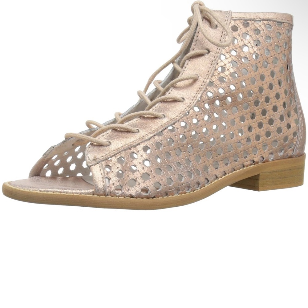 Anthropologie Musse & Cloud Aiden Cream Lace Up Sandals with Perforated Design